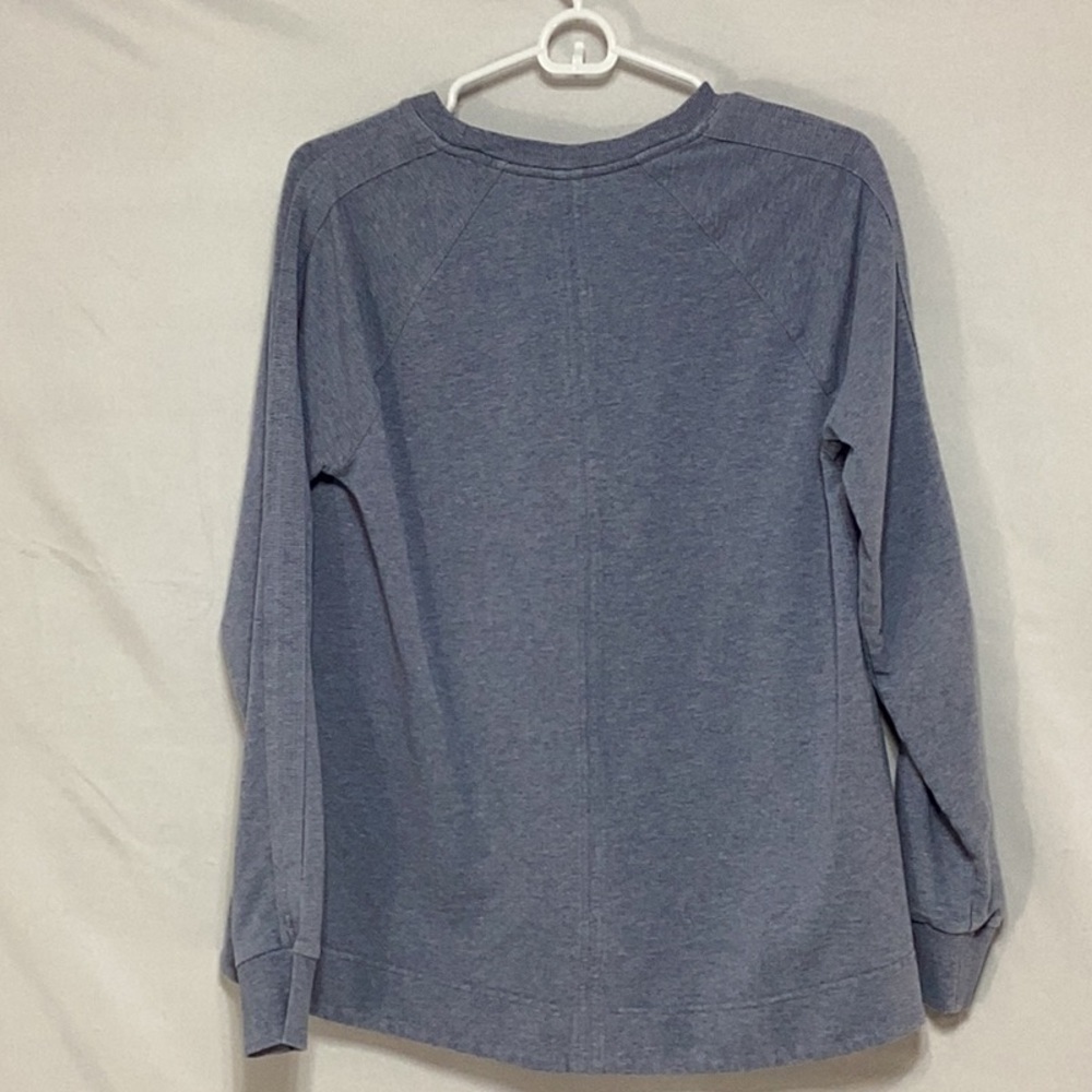 Athleta small blue sweatshirt. Casual wear.